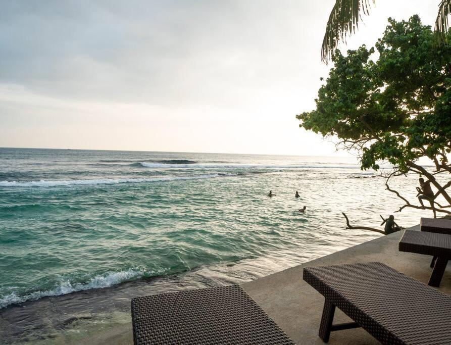 Villa Reef Talpe Buitenkant foto